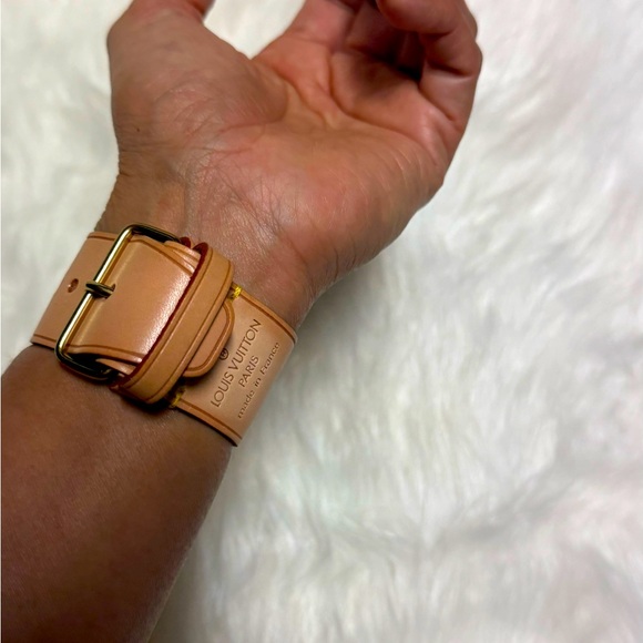 Louis Vuitton rare luggage strap for tag or bracelet - Picture 3 of 4